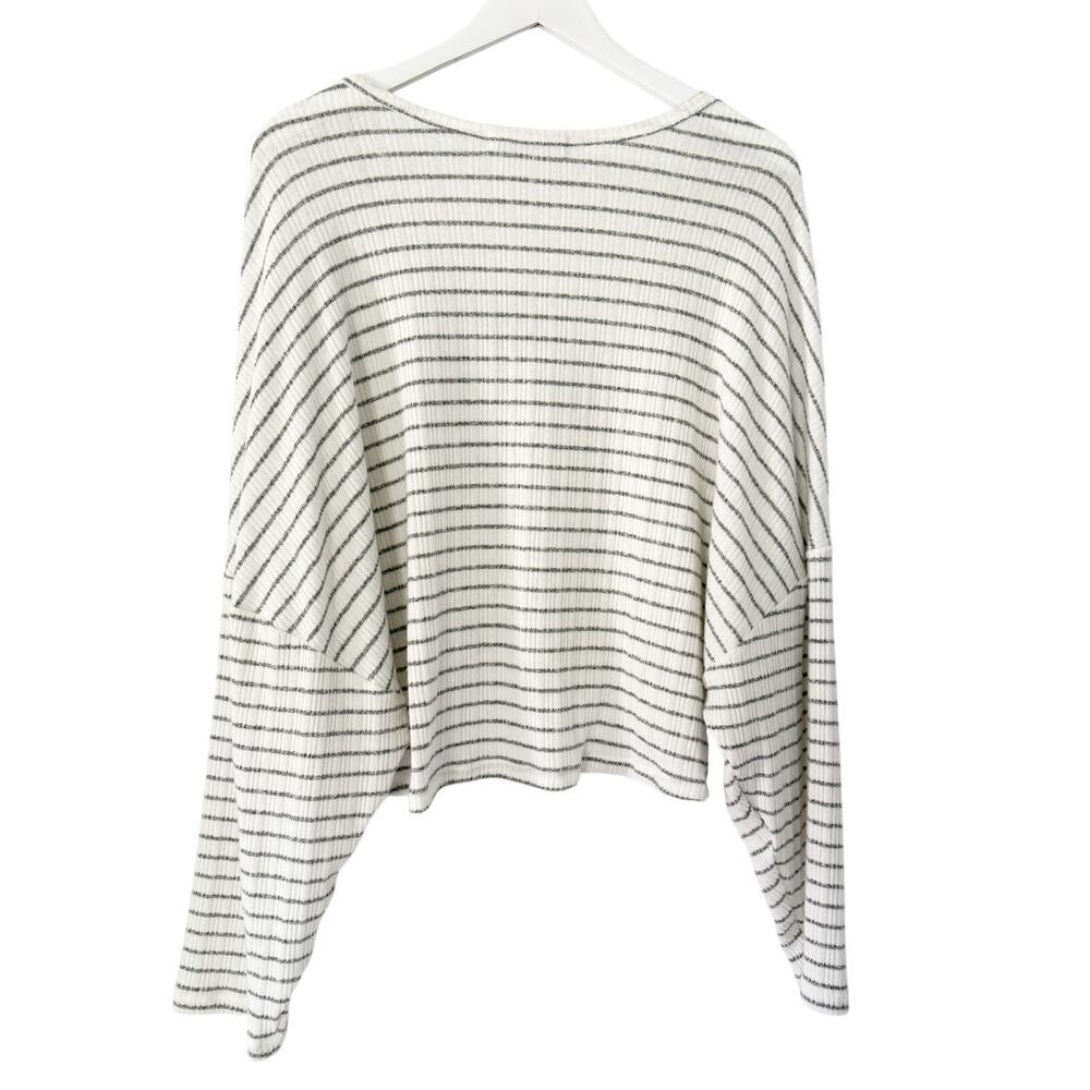 Project Social T Ariella Striped V Neck Top Medium - Picture 3 of 6